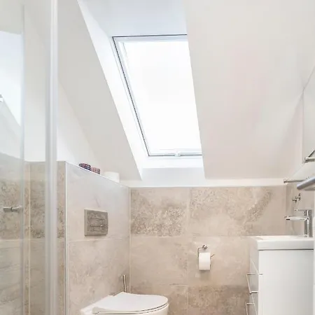 Smart Haus Jade 203 Apartment